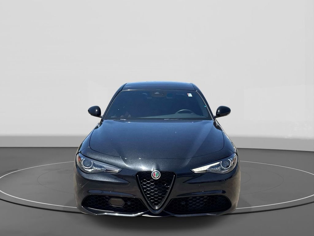 Used 2023 Alfa Romeo Giulia Veloce RWD video 2