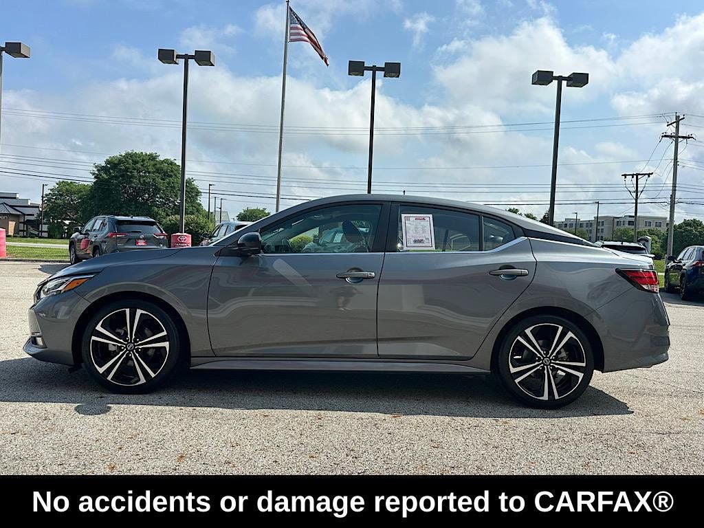 Used 2021 Nissan Sentra SR w/ SR Premium Package FWD image 2