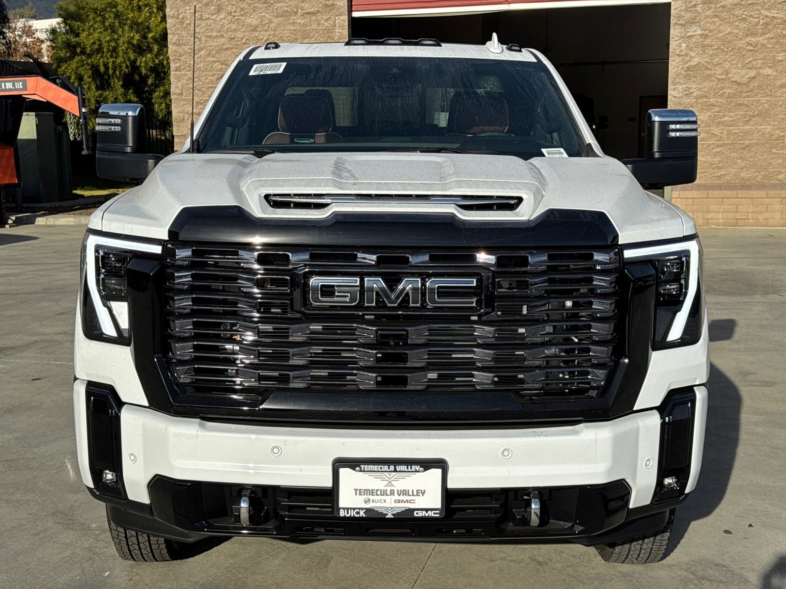 New 2026 GMC Sierra 3500 Denali Ultimate w/ LPO, Black Badging Package AWD/4WD image 5