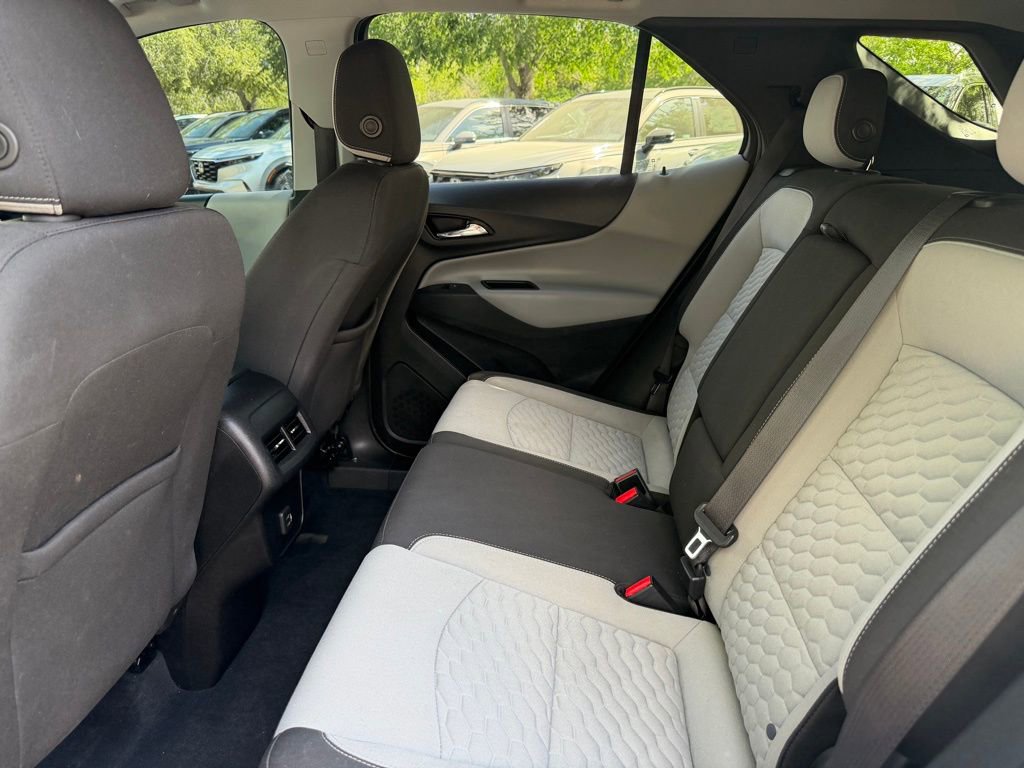 Used 2019 Chevrolet Equinox LS w/ LS Convenience Package image 11
