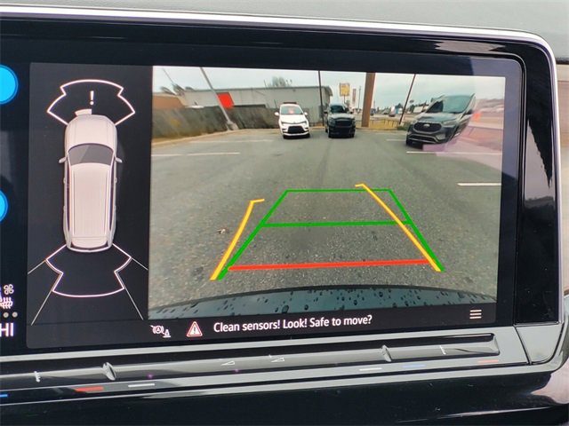 Used 2024 Volkswagen Atlas SE image 23