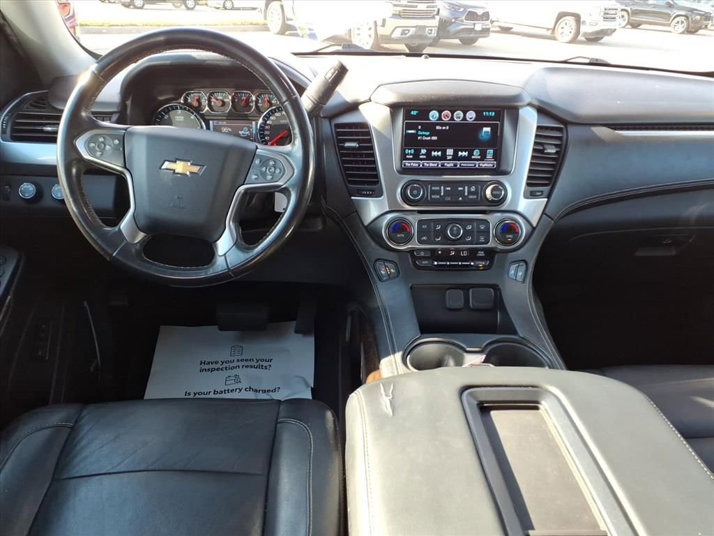 Used 2018 Chevrolet Suburban LT image 14