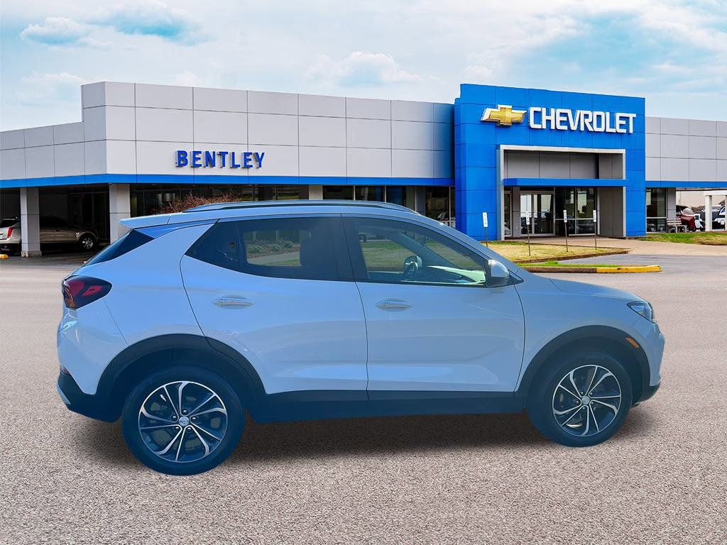 Used 2023 Buick Encore GX Select image 6