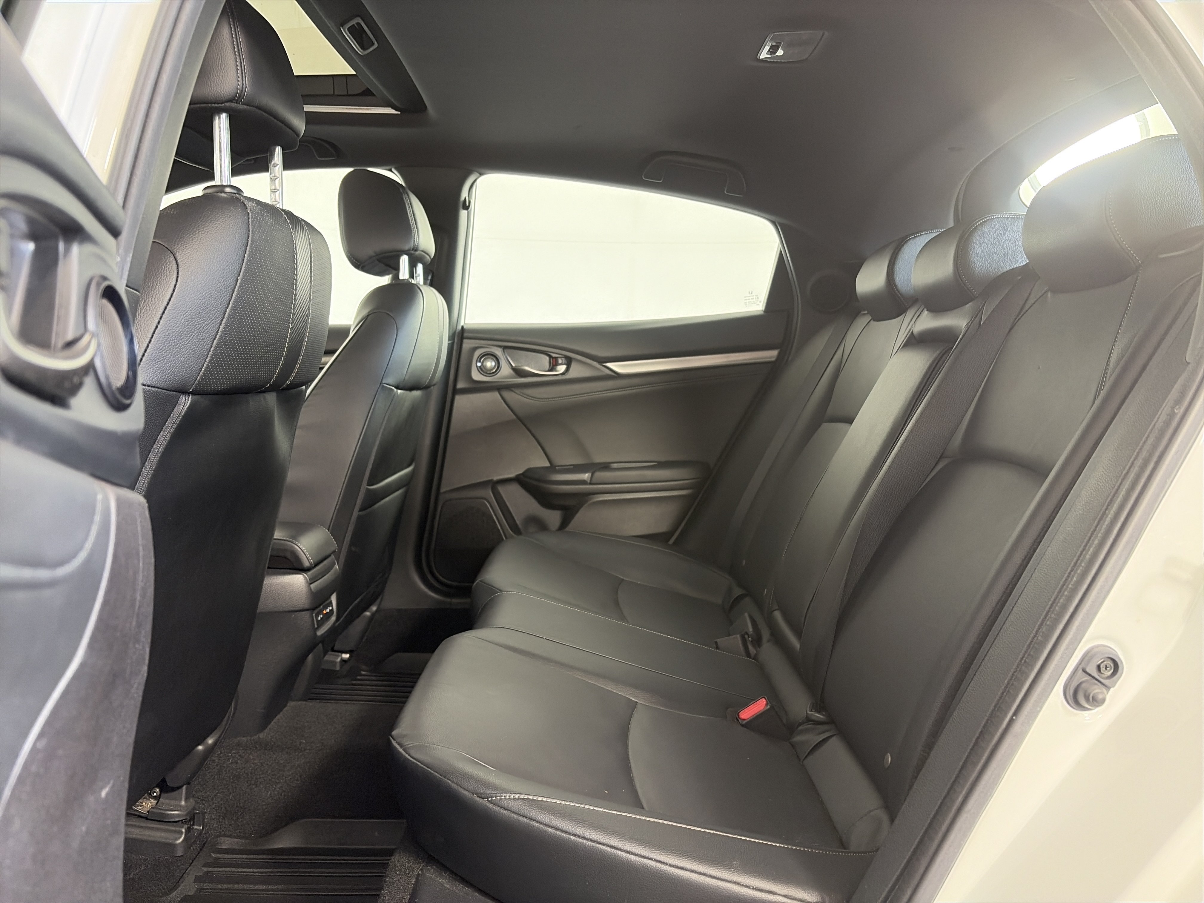 Used 2019 Honda Civic Sport Touring image 7