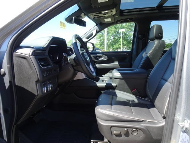 Used 2023 GMC Yukon SLT AWD/4WD image 8