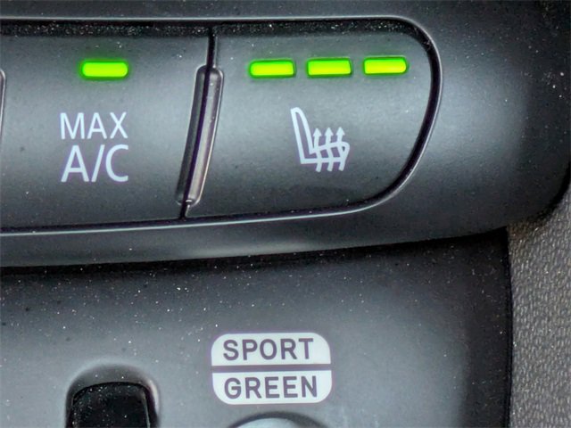 Used 2020 MINI Cooper SE w/ 6.5" Touchscreen Package image 30