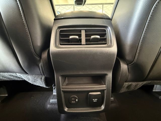 Used 2022 Ford Edge SEL w/ Convenience Package AWD/4WD image 24