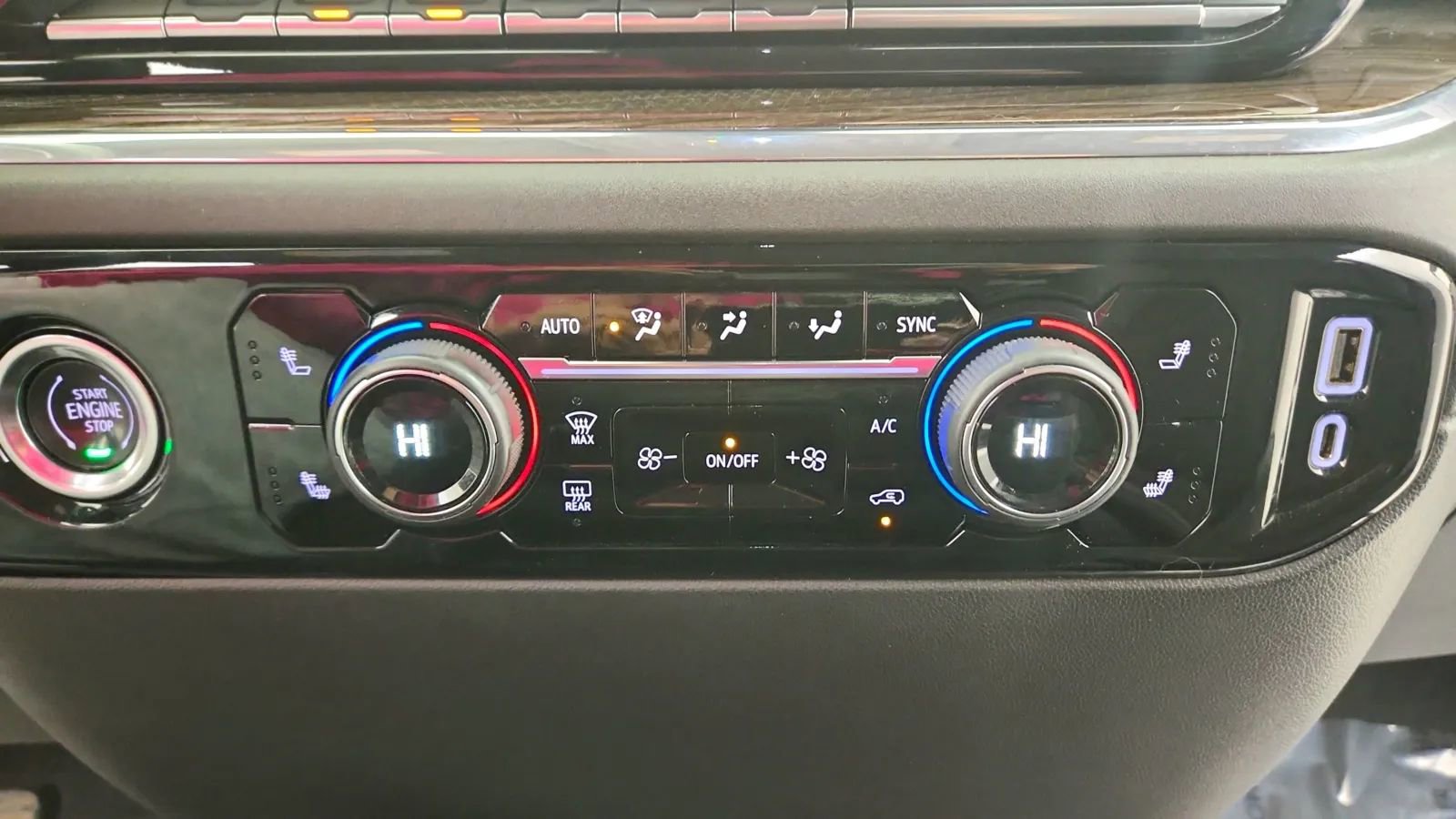 Used 2023 Chevrolet Silverado 1500 LT image 32