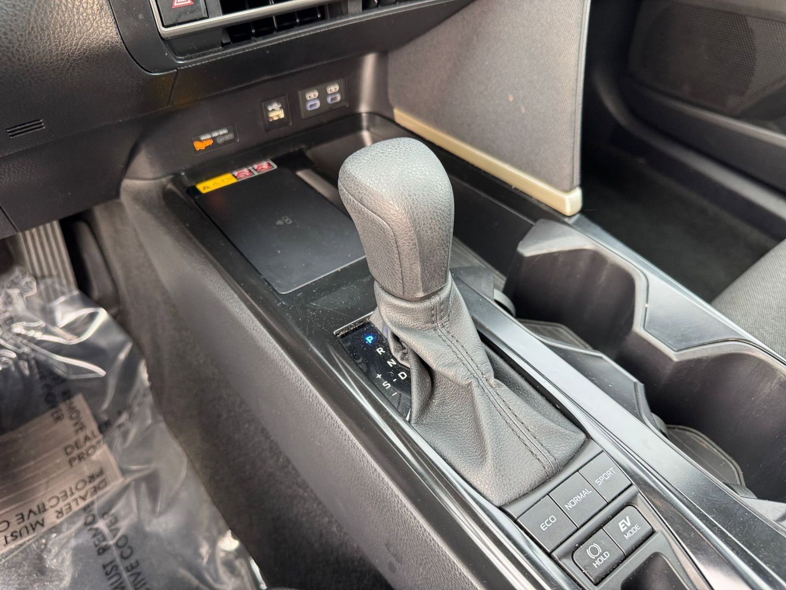 Used 2025 Toyota Camry LE image 36