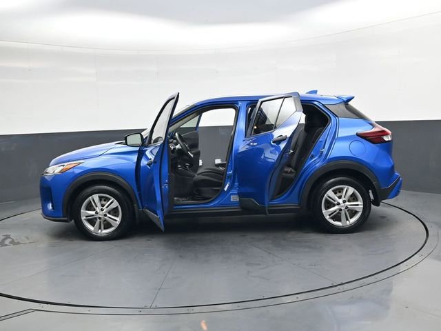 Used 2022 Nissan Kicks S image 39