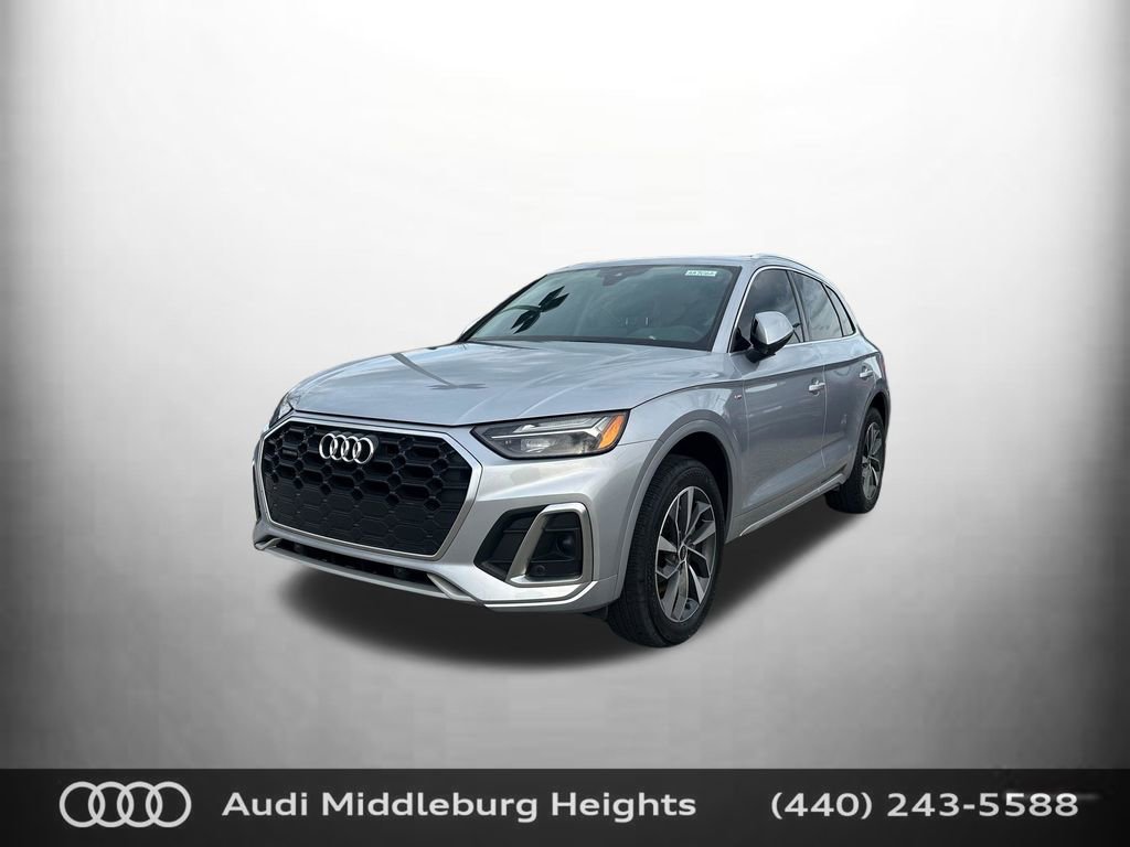 Certified 2023 Audi Q5 2.0T Premium w/ Convenience Package image 4