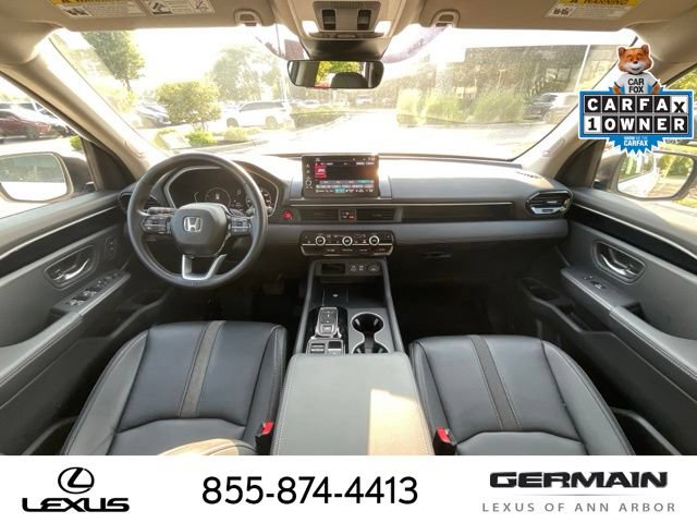 Used 2025 Honda Pilot Touring image 14