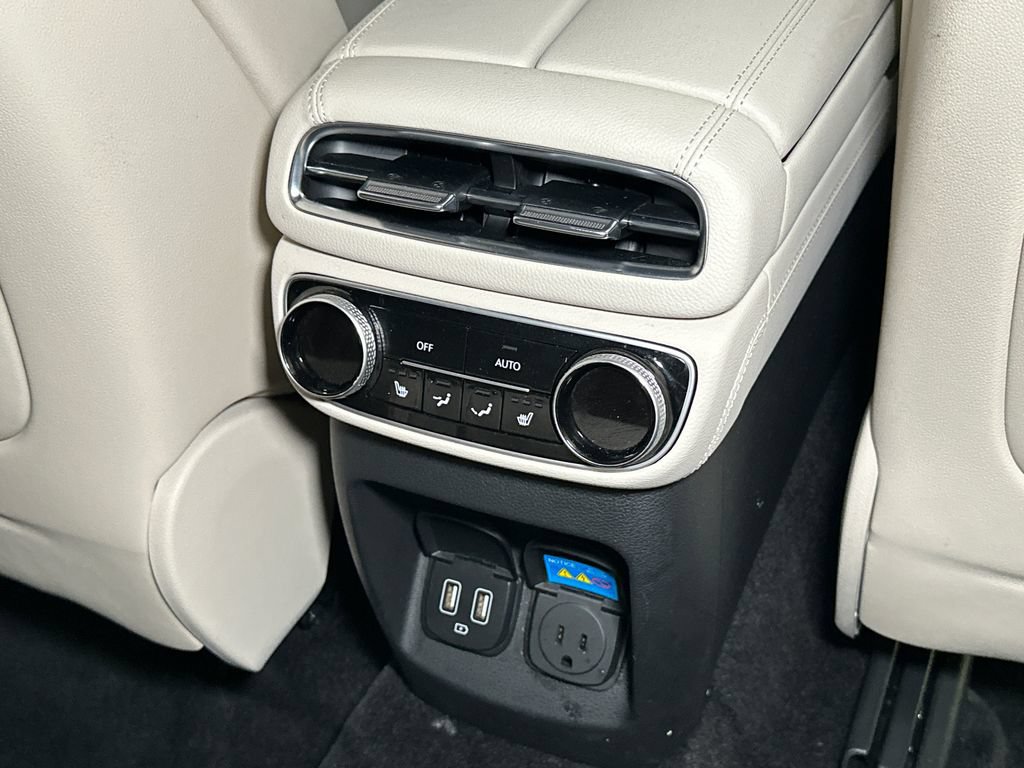 Used 2022 Genesis GV80 3.5T w/ Advanced Package 06 AWD/4WD image 16