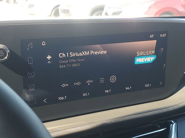 Used 2025 Buick Envista Sport Touring w/ Experience Buick Package image 19