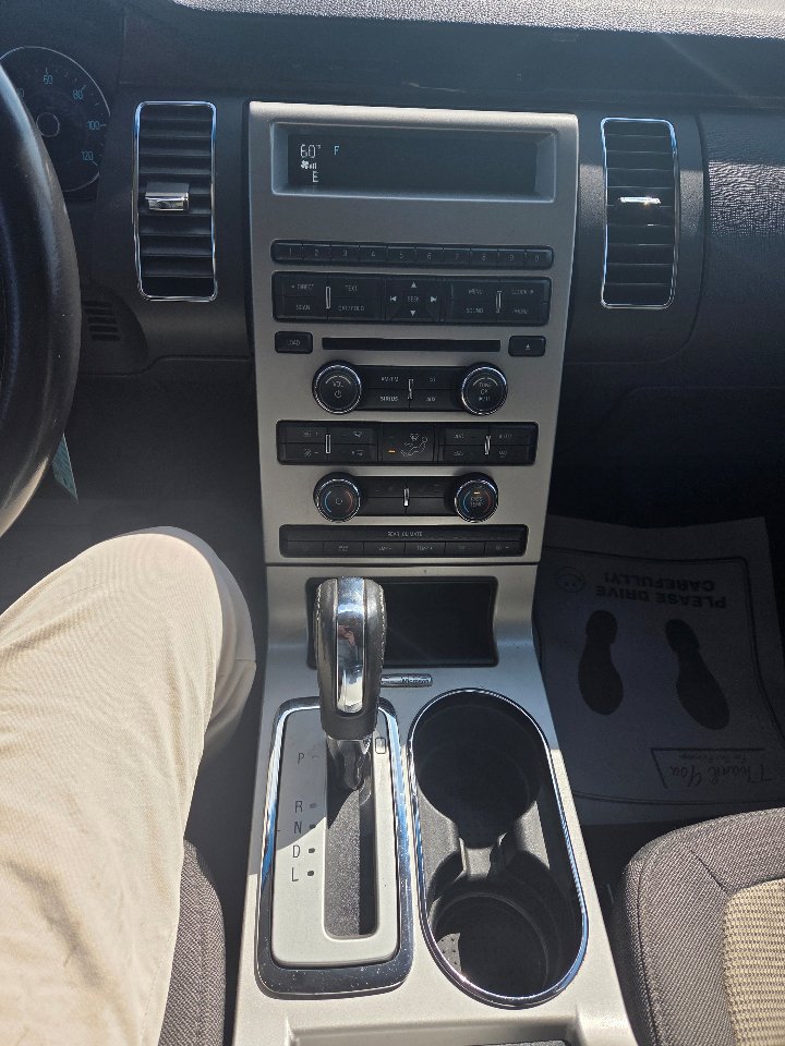 Used 2009 Ford Flex SEL image 23