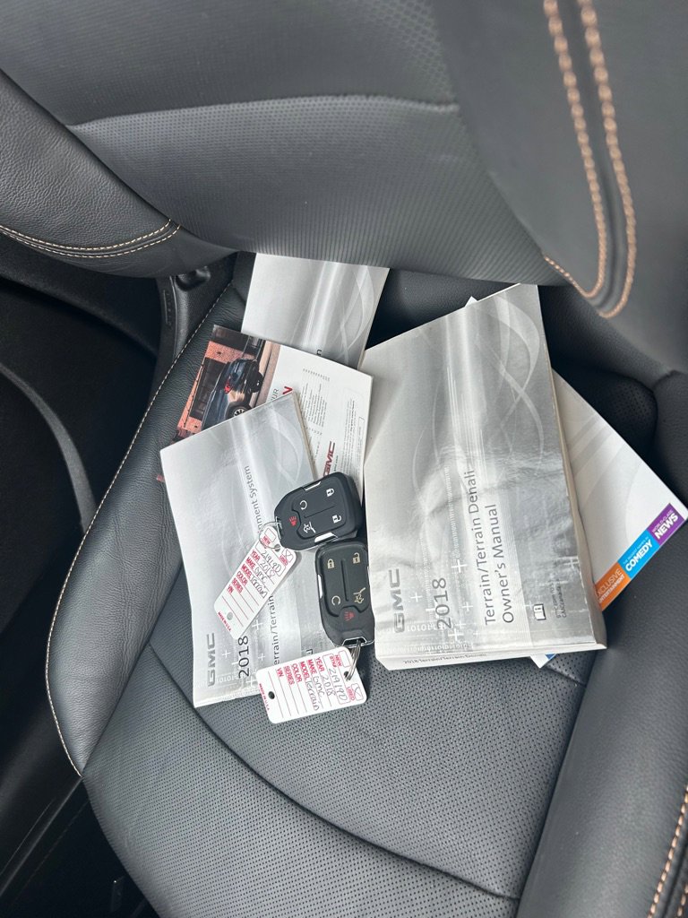 Used 2018 GMC Terrain SLT w/ Preferred Package image 59