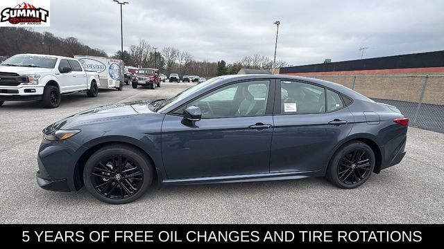 New 2026 Toyota Camry SE image 2