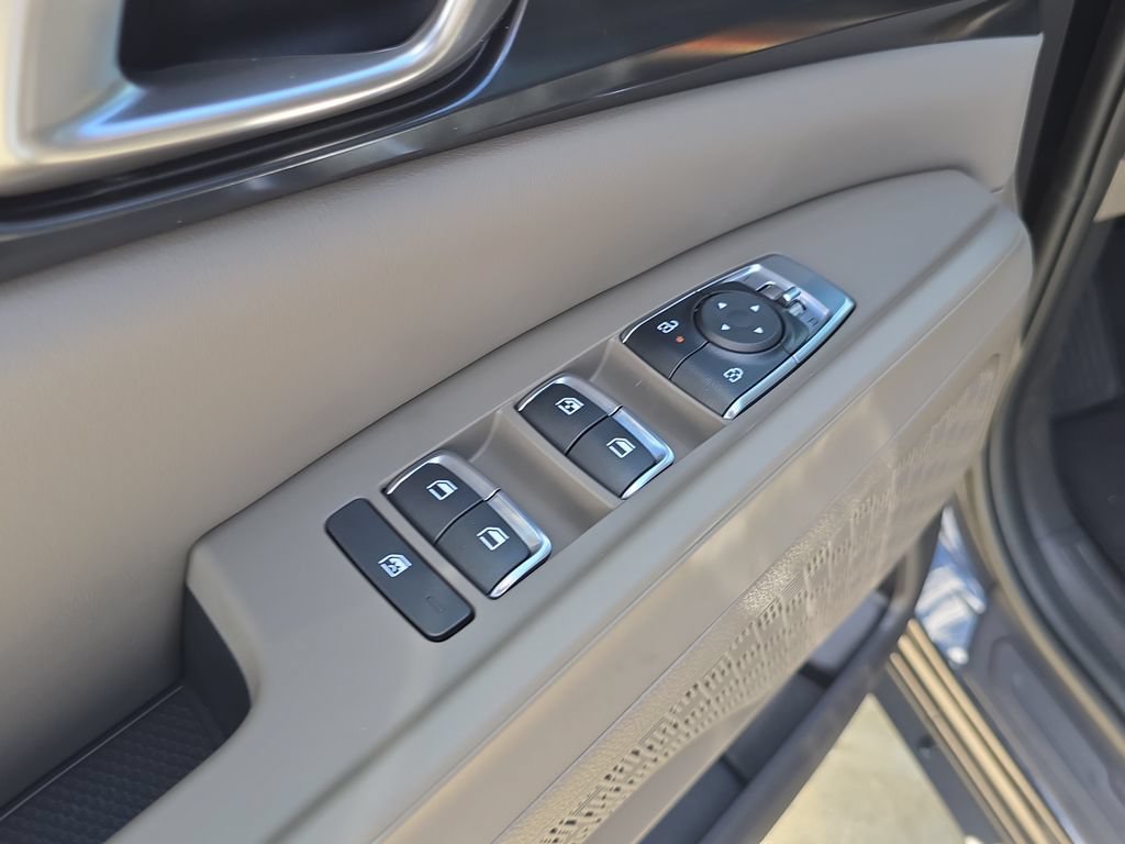 New 2027 Kia Carnival FWD image 19