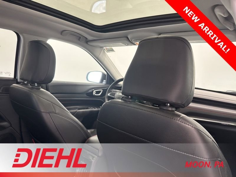 Used 2022 Jeep Compass Trailhawk w/ Sun and Sound Group image 11