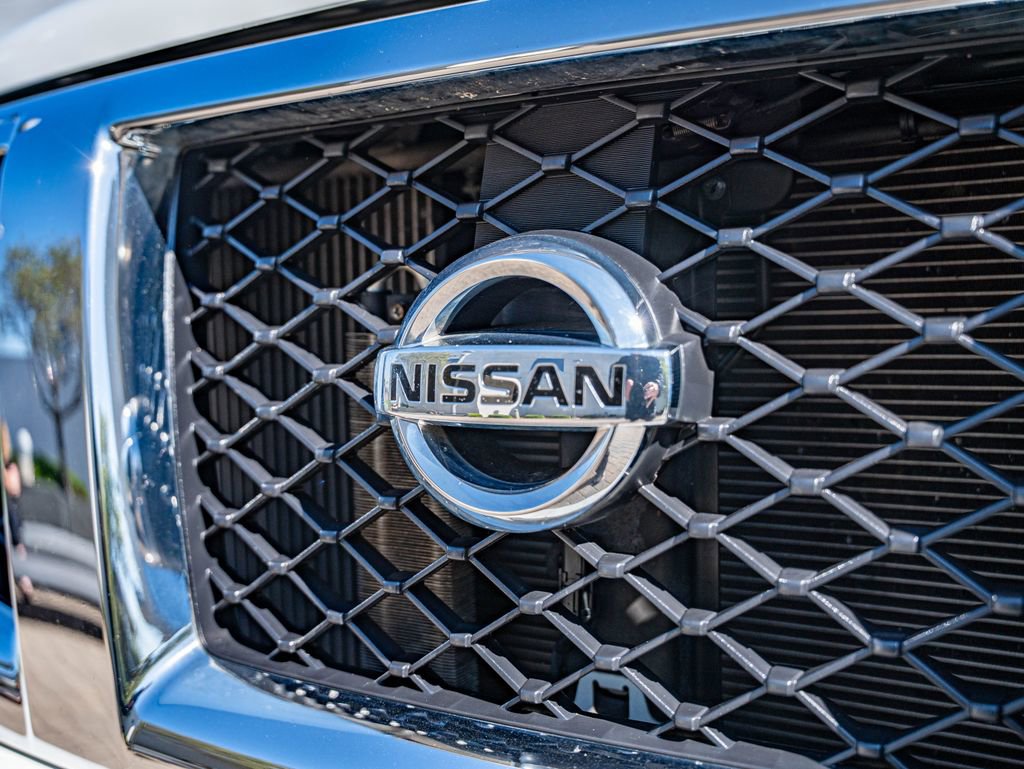Used 2016 Nissan NV 3500 SL RWD image 11