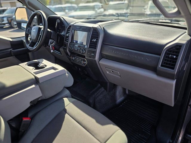 Used 2021 Ford F350 XL w/ Power Equipment Group image 9