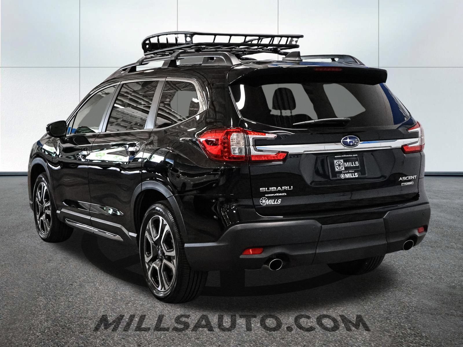 Used 2025 Subaru Ascent Touring w/ Popular Package #2 AWD/4WD image 5