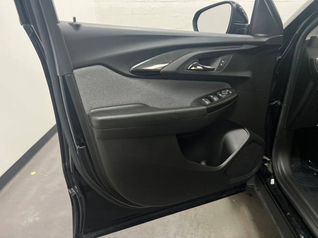 Used 2023 Chevrolet TrailBlazer LT image 12