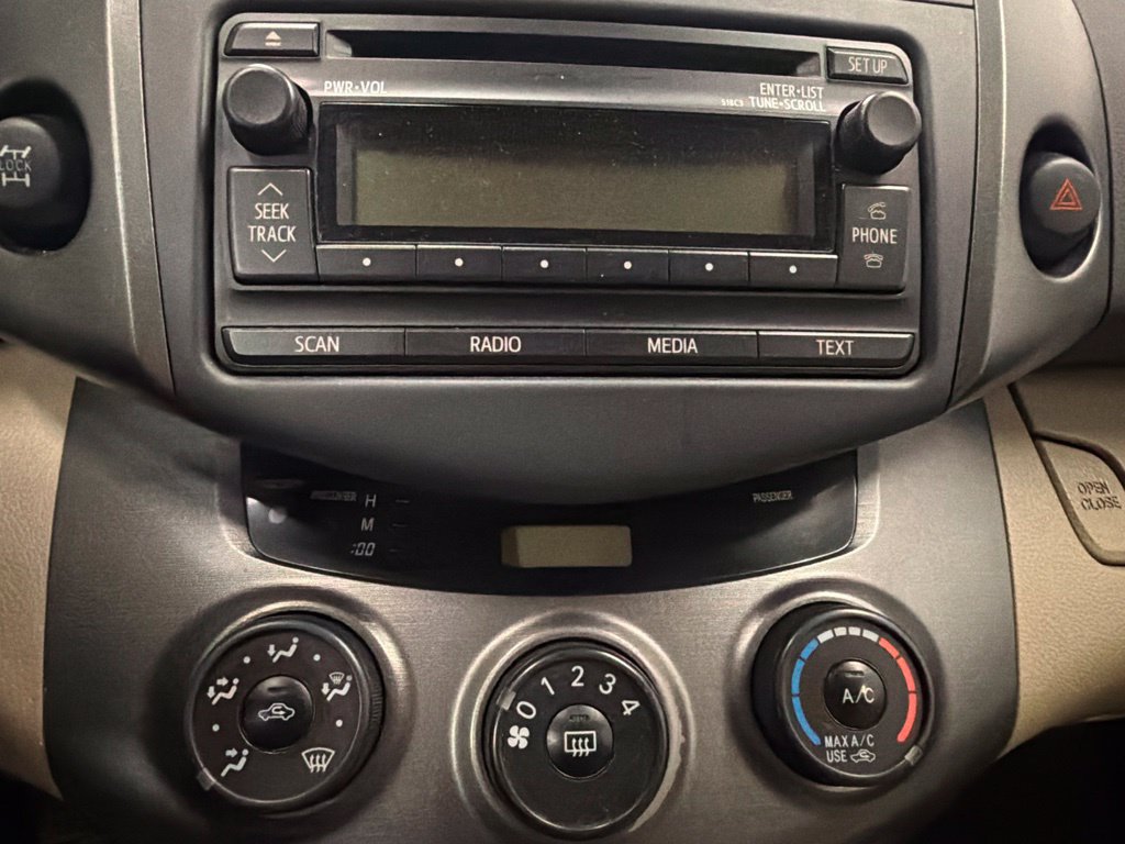 Used 2012 Toyota RAV4 4WD w/ Value Pkg image 24