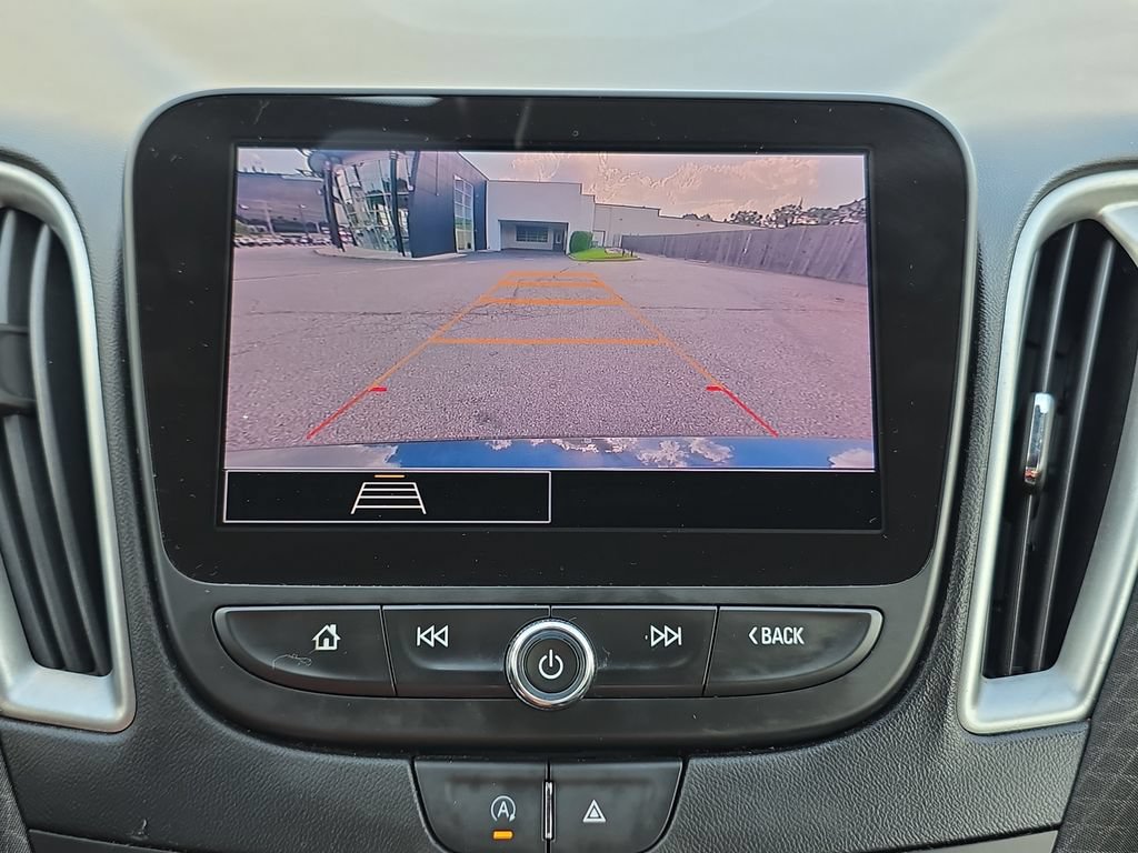 Used 2023 Chevrolet Malibu LT w/ Driver Confidence Package FWD image 23