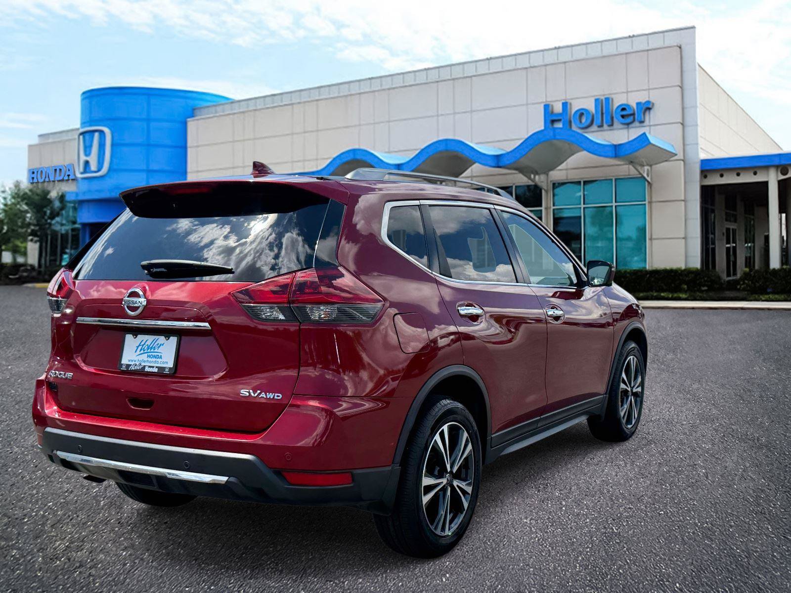 Used 2020 Nissan Rogue SV w/ Sun & Sound Touring Package AWD/4WD image 4
