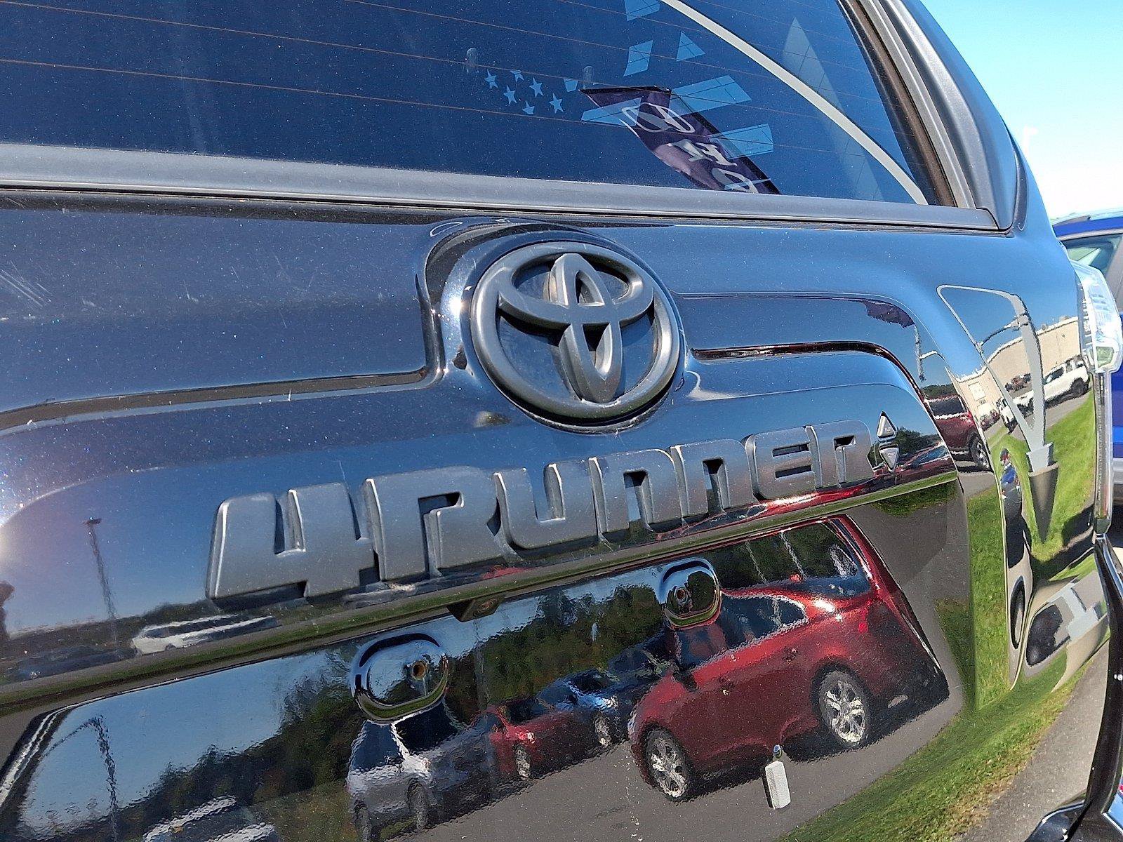 Used 2024 Toyota 4Runner SR5 Premium w/ Moonroof Package AWD/4WD image 34