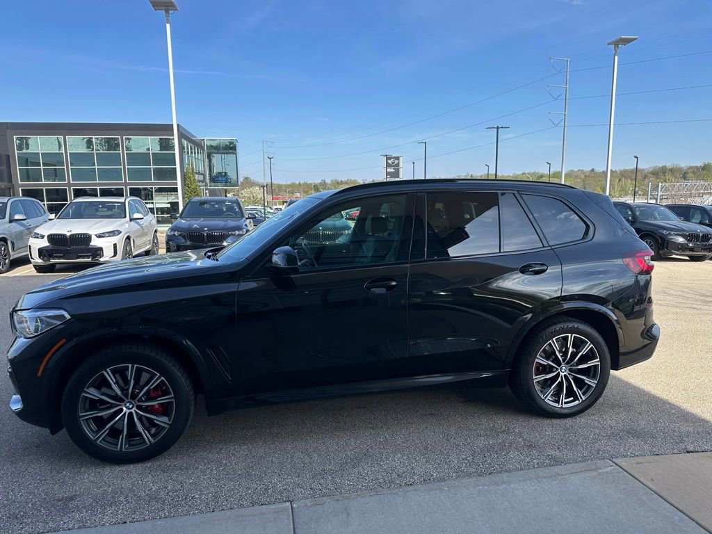 Used 2022 BMW X5 M50i w/ Executive Package AWD/4WD image 6