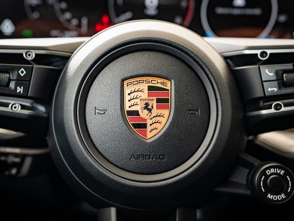 New 2026 Porsche Cayenne S AWD/4WD image 32