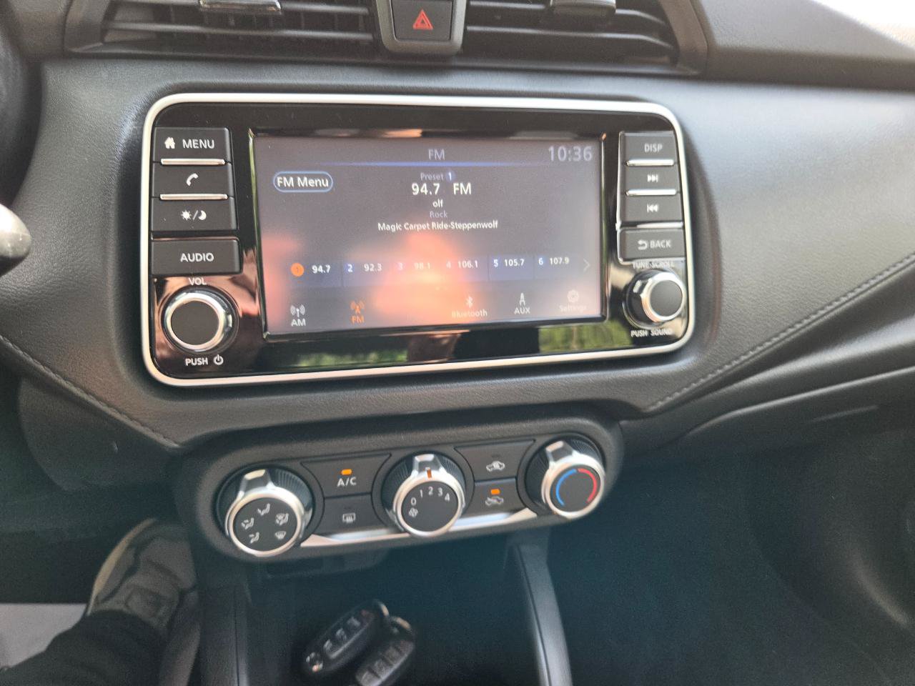 Used 2021 Nissan Versa S FWD image 11