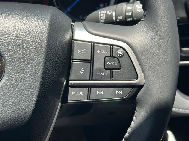 Certified 2026 Toyota Highlander XLE AWD/4WD image 42