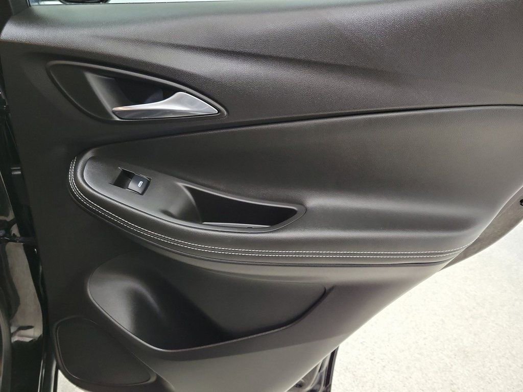 Certified 2025 Buick Encore GX Avenir w/ Avenir Technology Package image 19