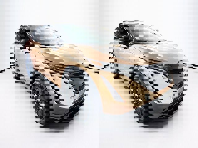 New 2025 Nissan Ariya Platinum image 3