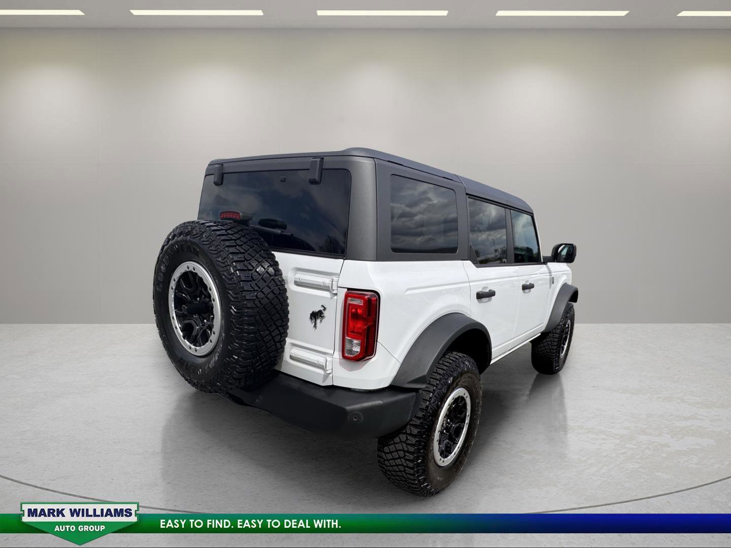 Used 2024 Ford Bronco Big Bend w/ Sasquatch Package image 4