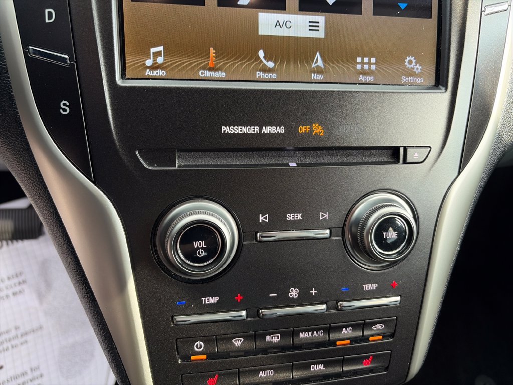 Used 2019 Lincoln MKC Select w/ Select Plus Package FWD image 22