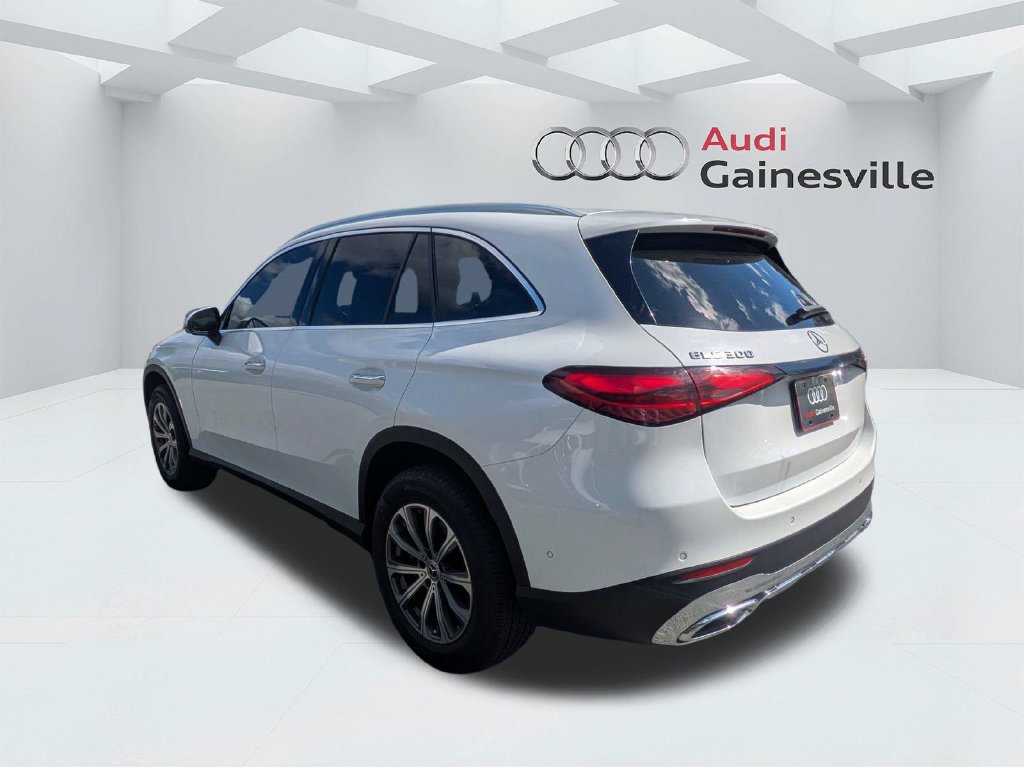 Used 2024 Mercedes-Benz GLC 300 4MATIC image 7