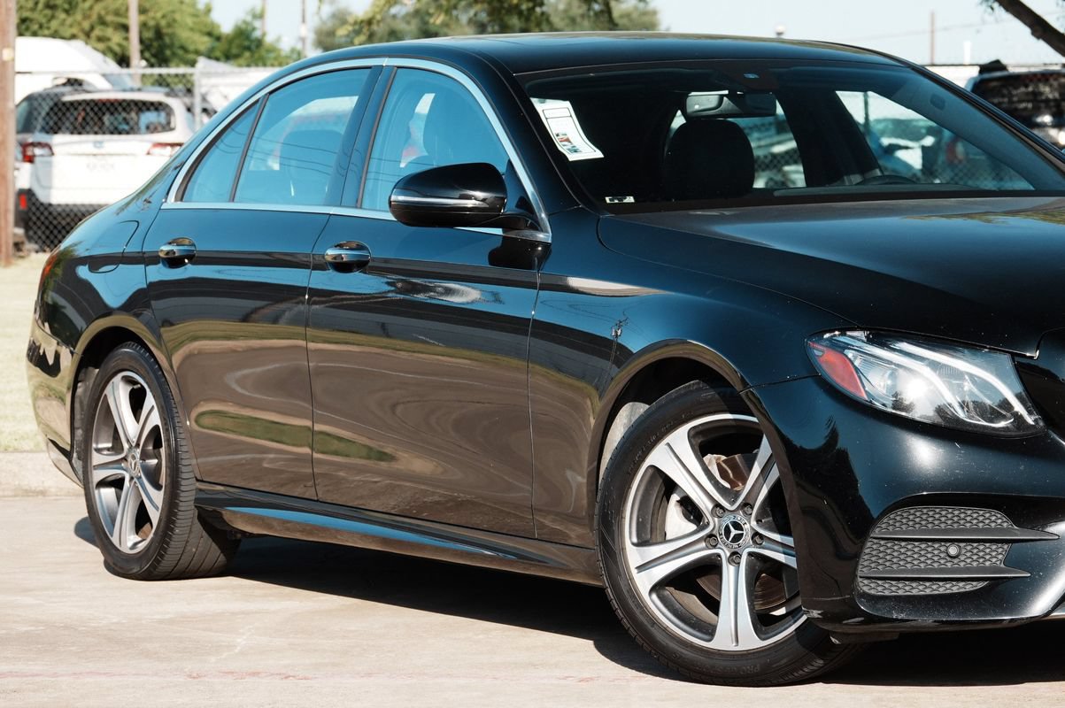Used 2019 Mercedes-Benz E 300 image 19
