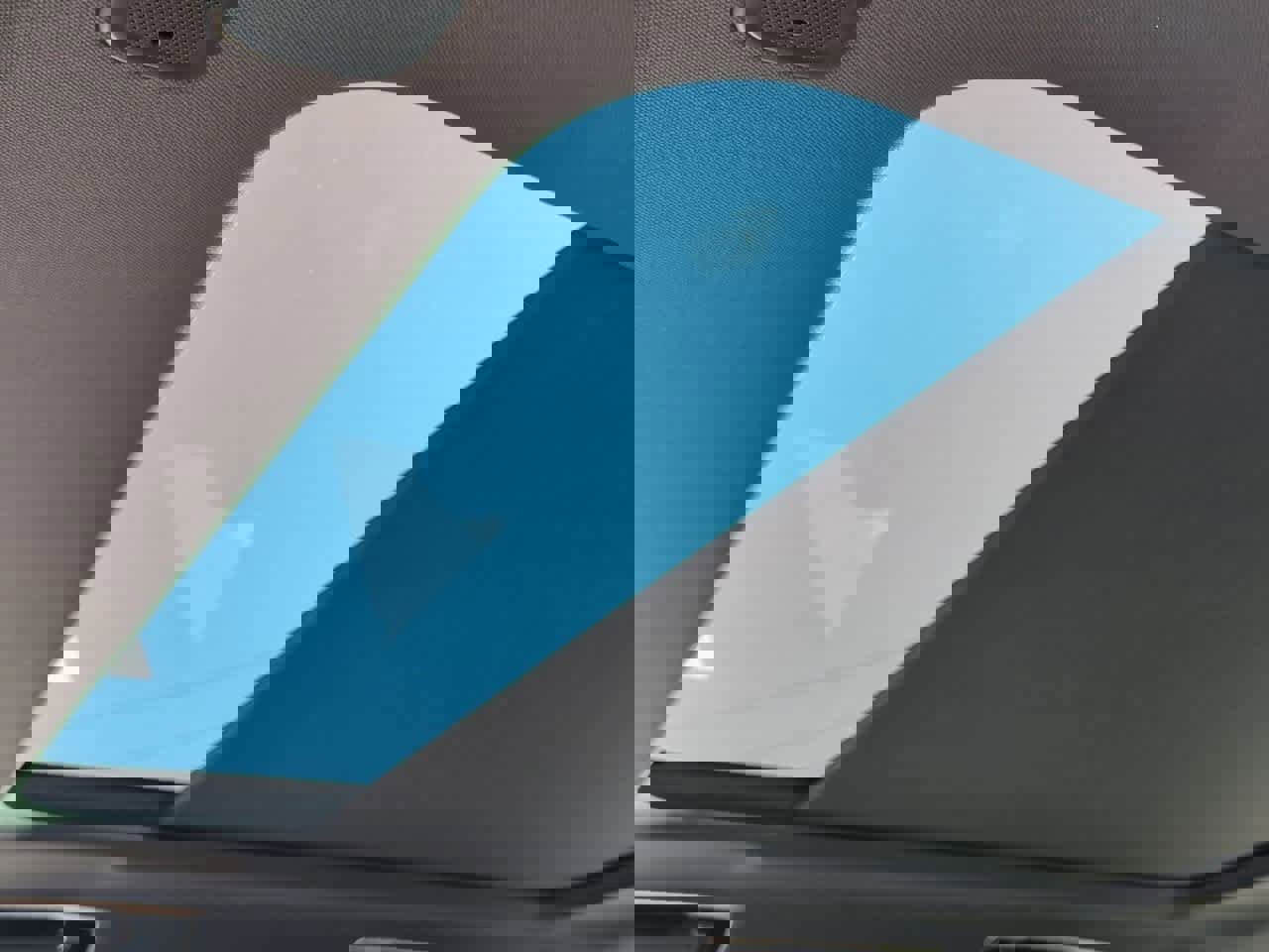 New 2025 Land Rover Range Rover Sport Dynamic SE image 18