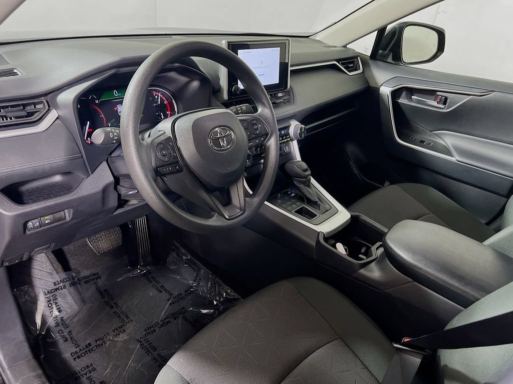 Certified 2025 Toyota RAV4 XLE AWD/4WD image 9