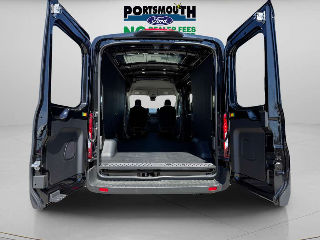 New 2026 Ford Transit 250 148 Medium Roof w/ Load Area Protection Package RWD image 12