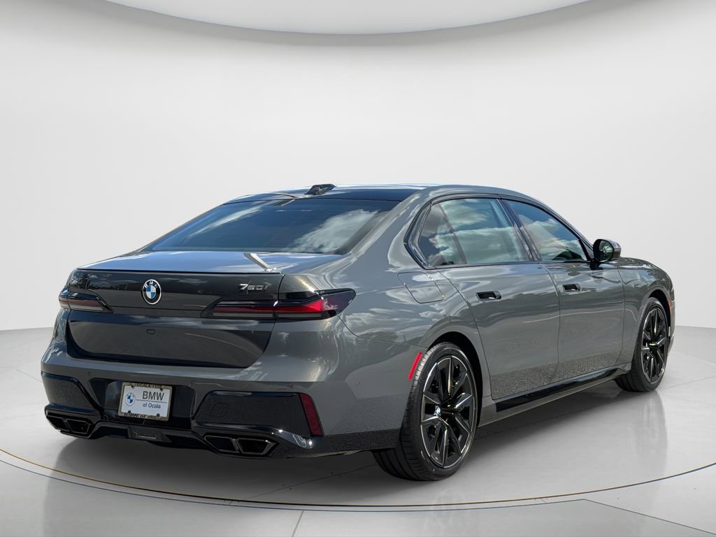 New 2026 BMW 760i xDrive image 32