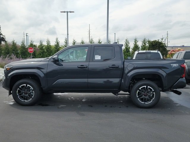 New 2025 Toyota Tacoma TRD Sport image 4