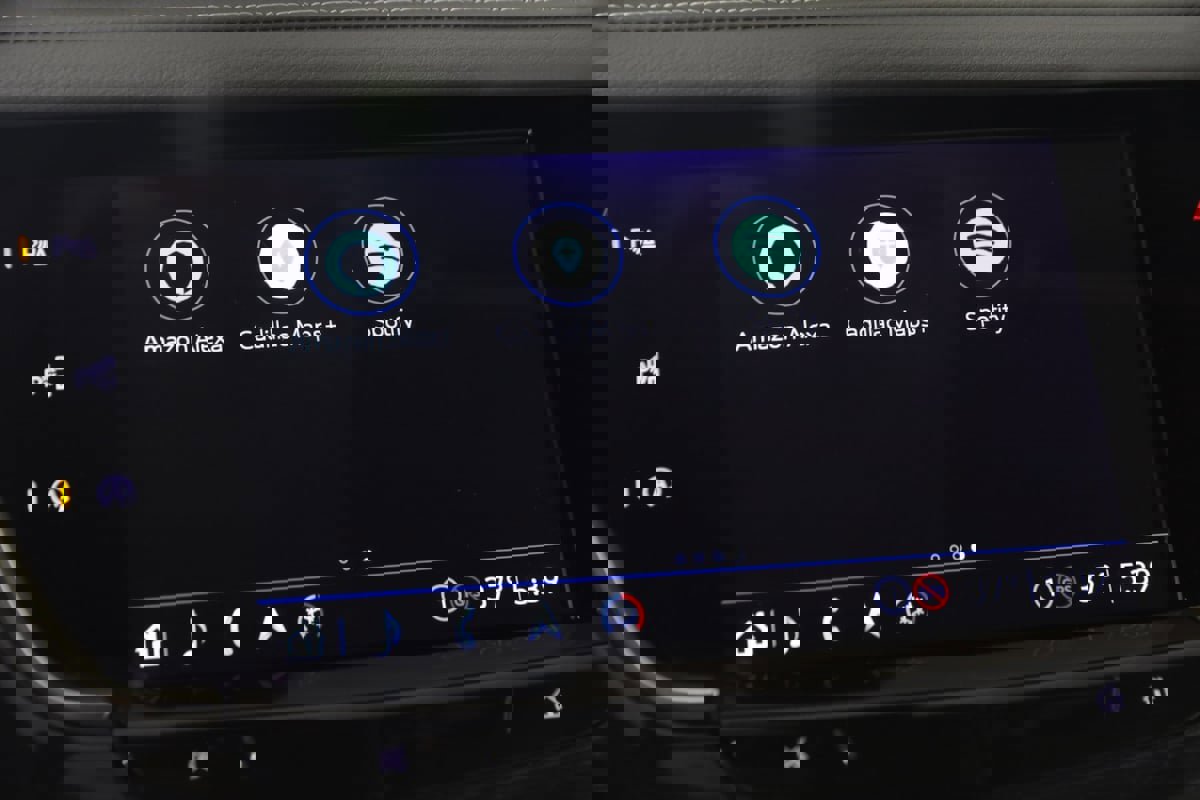 Used 2024 Cadillac XT6 Premium Luxury w/ Technology Package image 52