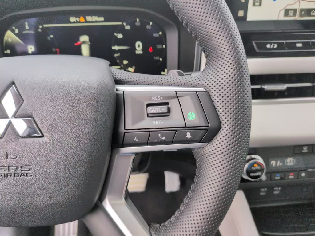 New 2026 Mitsubishi Outlander SEL AWD/4WD image 22