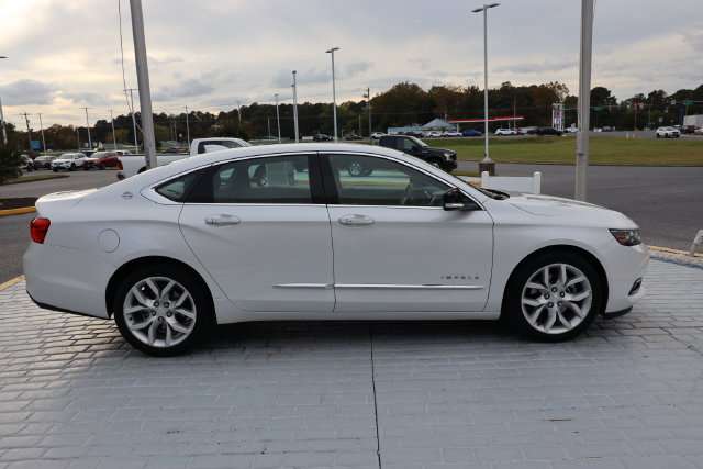 Used 2015 Chevrolet Impala LTZ FWD image 6