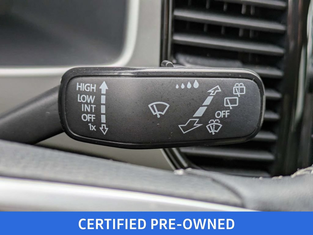 Certified 2023 Volkswagen Atlas Cross Sport SE AWD/4WD image 41